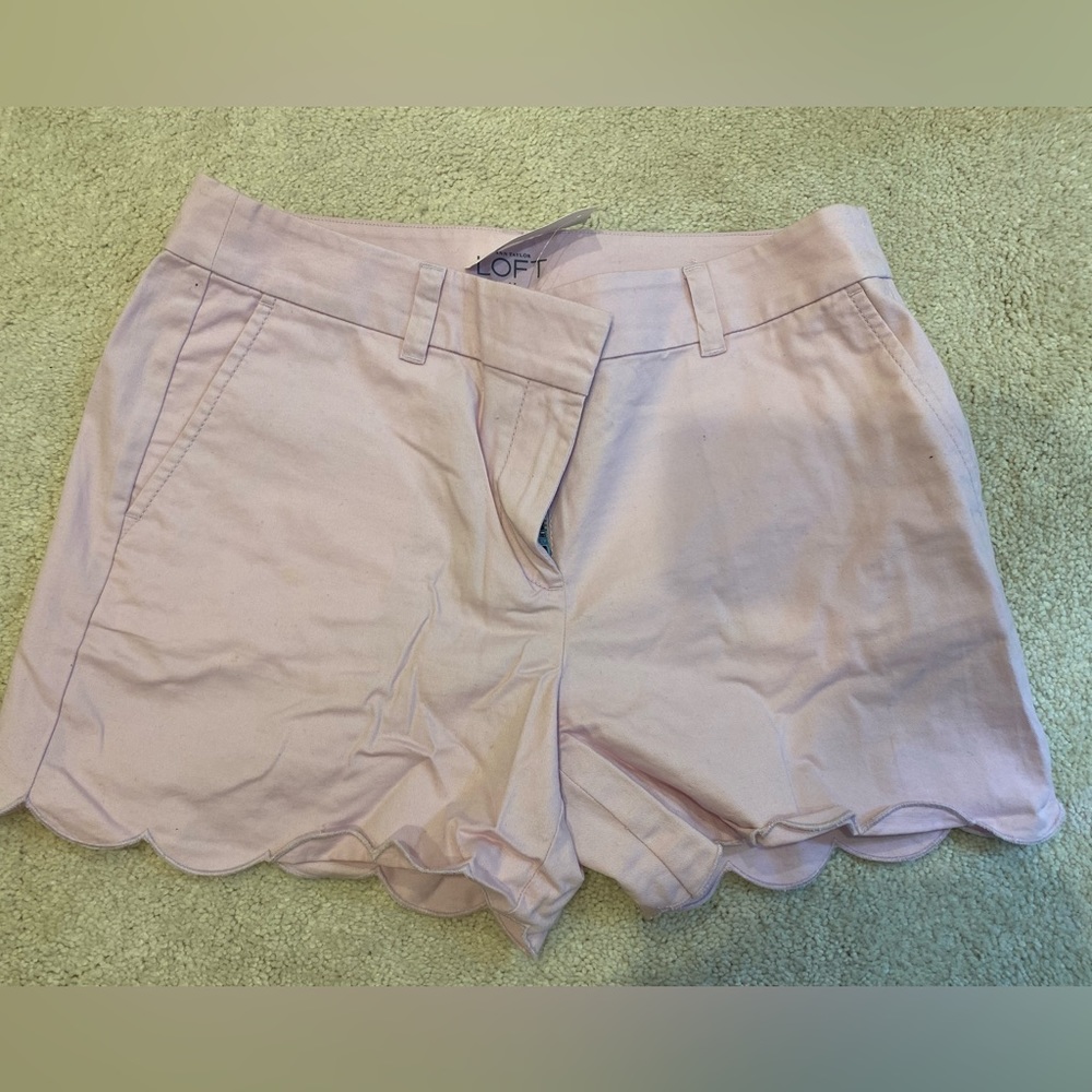 Ann Taylor LOFT Blush Pink Scalloped Shorts SZ 6 NWT